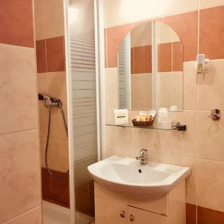 Neptun 3*
