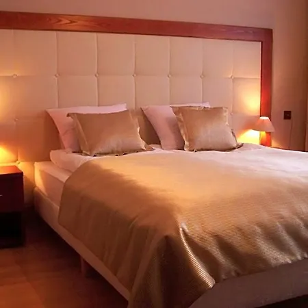 Neptun 3*