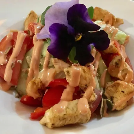 Neptun Frühstückspension 3*