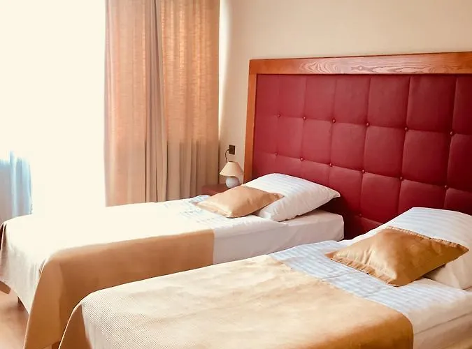 Neptun Bed & Breakfast 3*